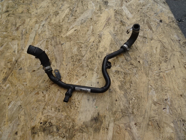 фото №5, Труба wody audi a4 b8 059121070b