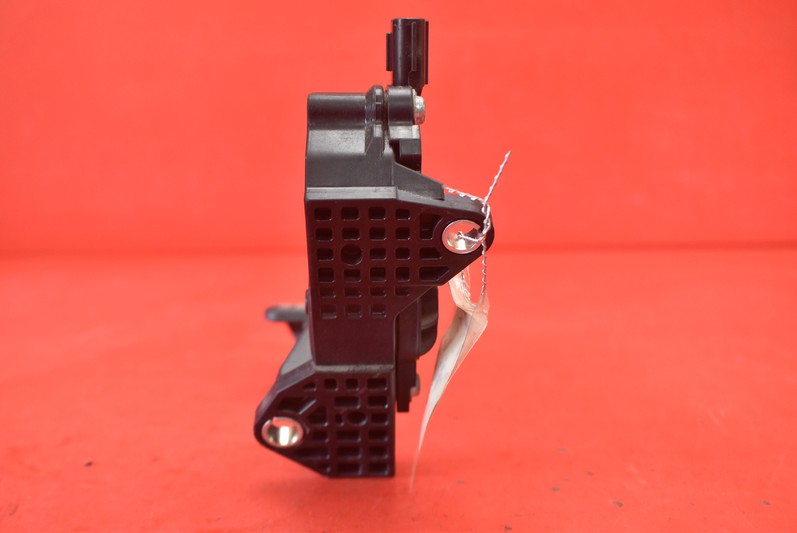 фото №5, Потенциометр педаль газа eu 36010ag140 subaru outback 4 iv 2.0 d 150 km