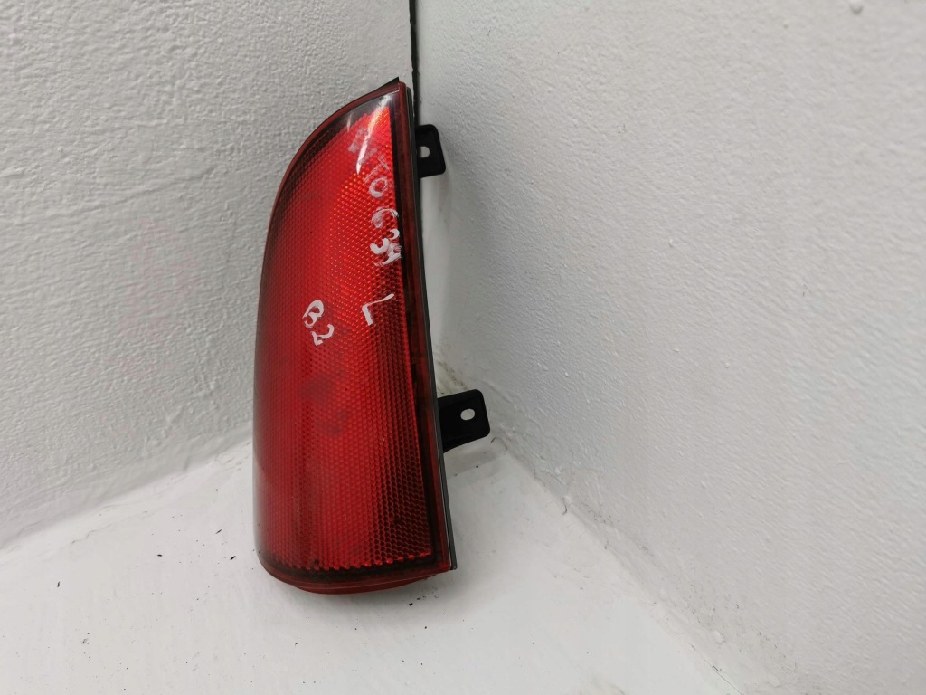 Купити Відбивач лівий задній mercedes vito w639 a6398200564