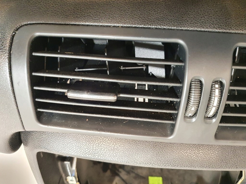 фото №13, Mercedes r-klasa w251 консоль панель приладів ideał europa