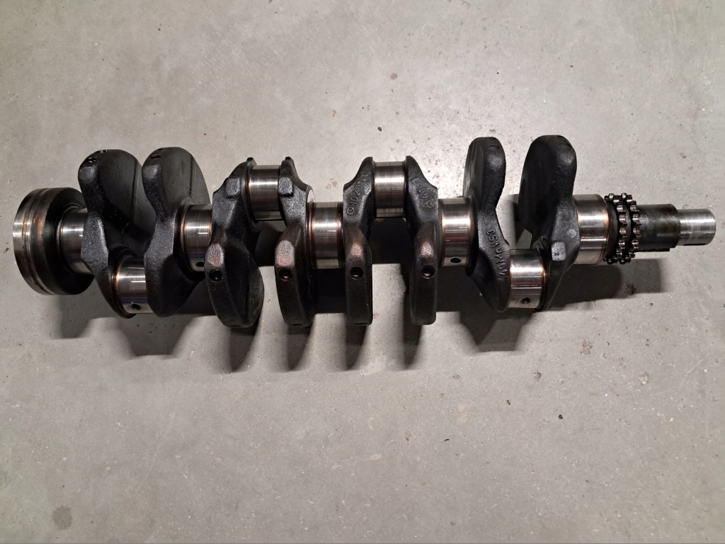 Купити Wał колінчастий mercedes w201 190 2,0 102.962