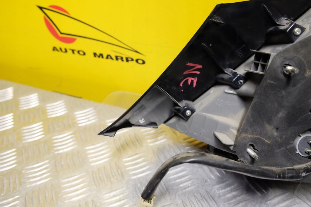 фото №9, Toyota avalon 2011 2012 лампа задняя левая led usa