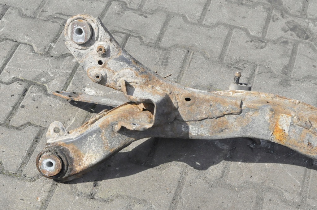 Alfa romeo 159 підрамник підрамник підвіска задній Зі Шроту