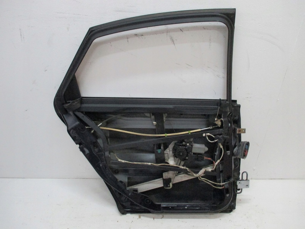 фото №7, Двері ліва задні audi a6 4b0 sedan