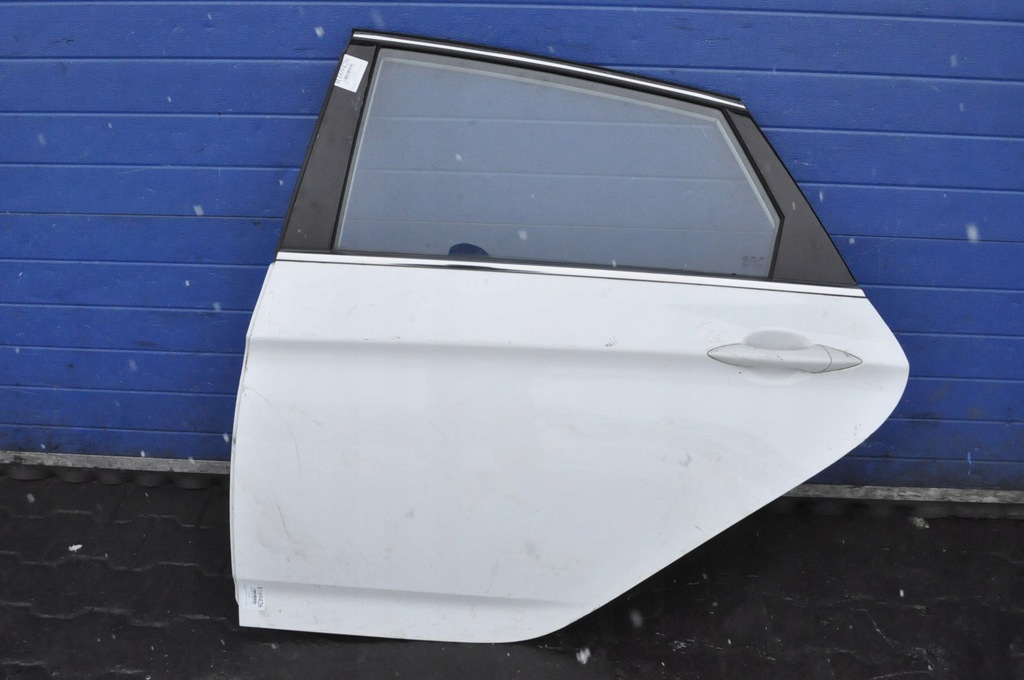 фото №1, Hyundai i40 дверь левый задняя задние kombi kpl