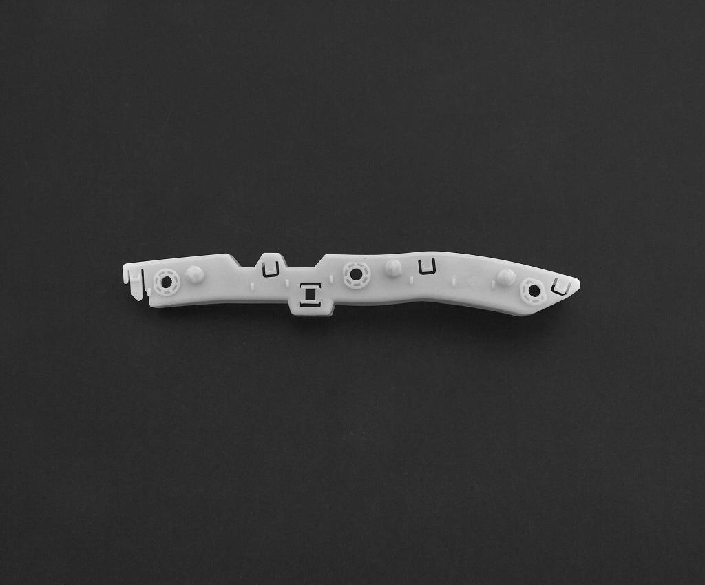 фото №1, Citroen berlingo 2018 - кронштейн бампера левая