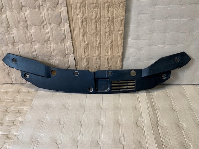 Купить Honda insight 2 2011r накладка поперечина