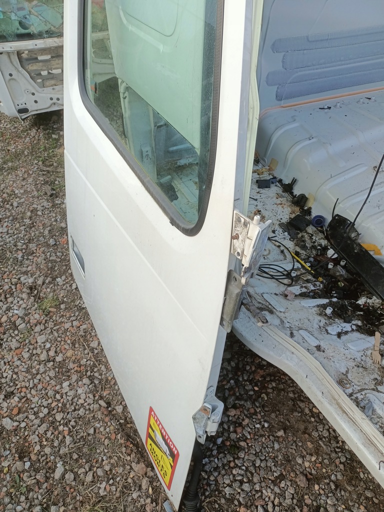 фото №2, Дверь правое volvo fh13 fh komplene белый