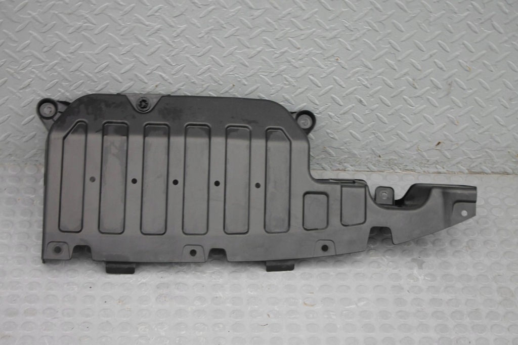 фото №1, Плита защита pod бампер задняя задний 86692-h8400 kia stonic