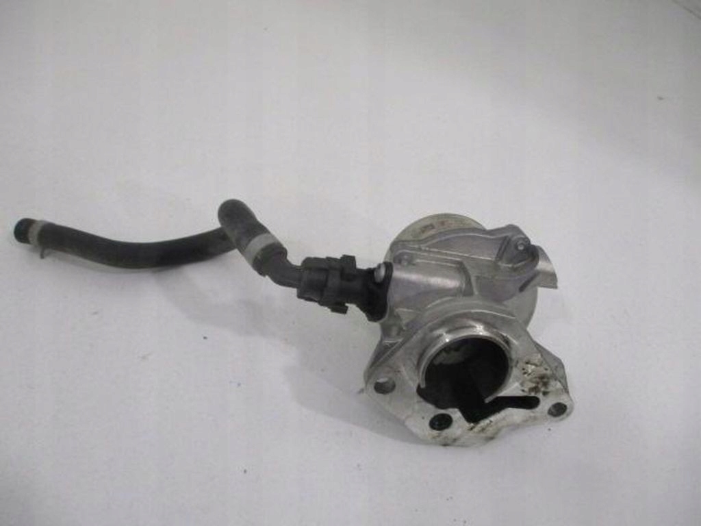 Купити Renault kadjar насос вакуум