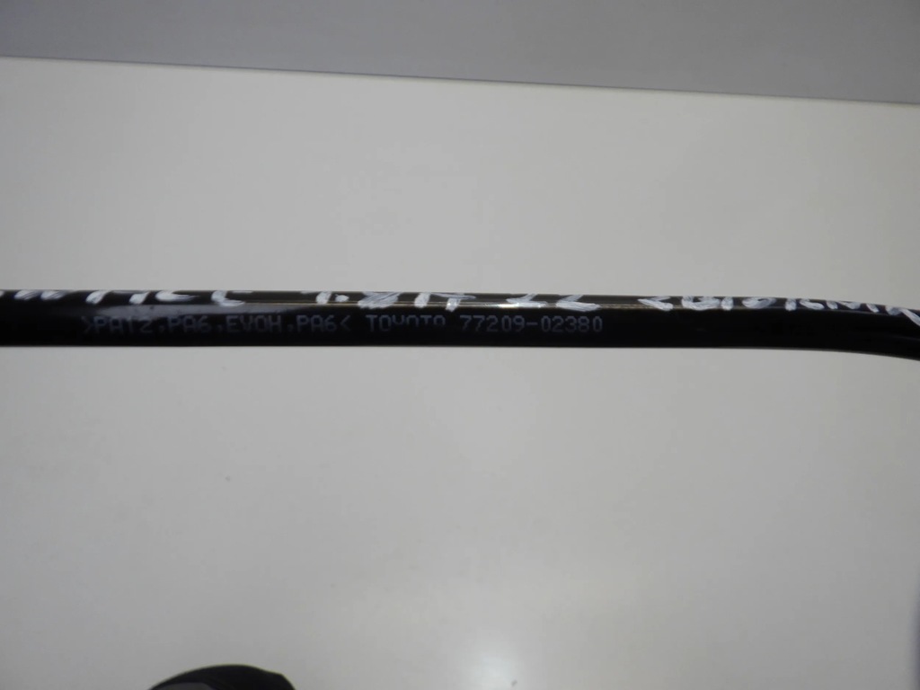 фото №3, Swace toyota corolla e21 труба wąż шланг топлива