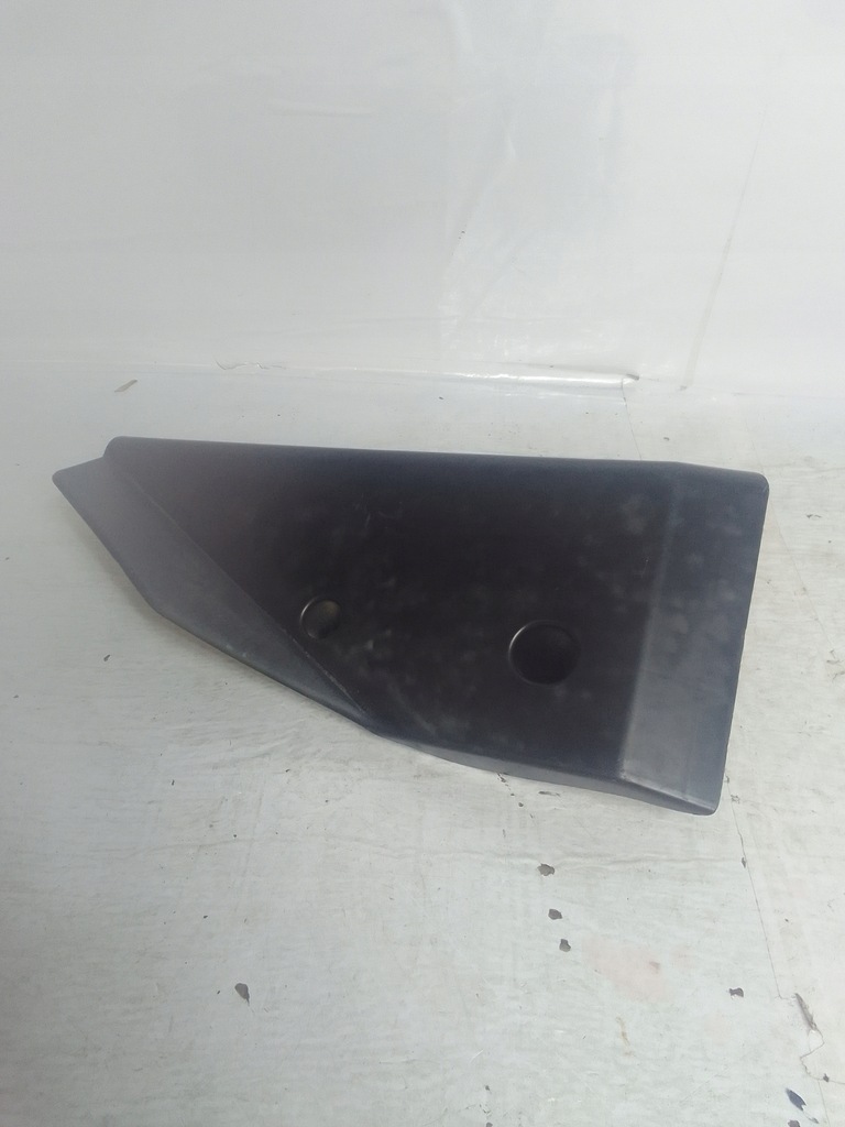 фото №1, Chrysler 200 15- кронштейн подножка 68237860ab