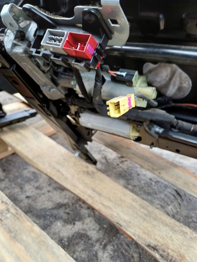 фото №10, Audi a8 d3 сидіння лівий водія шкіряний шкіра каркас