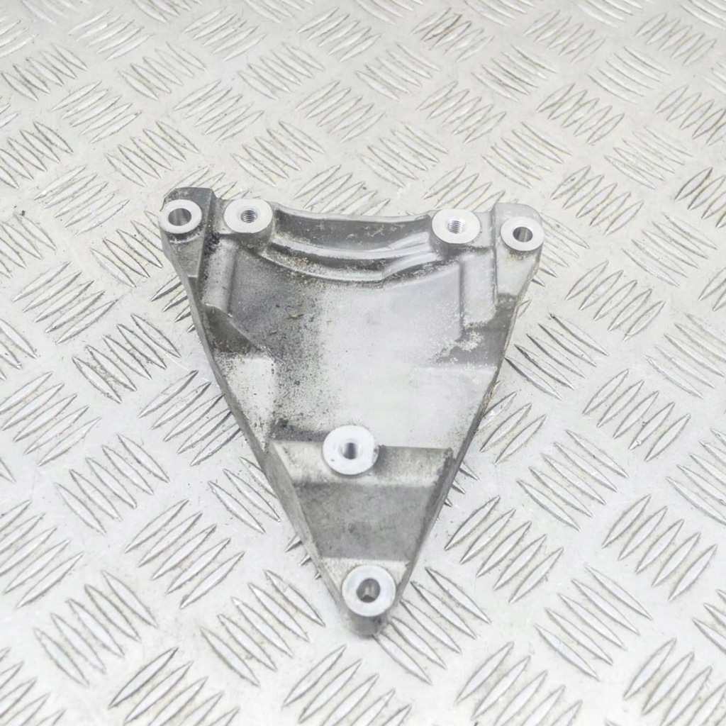 фото №5, Opel mokka 2013 кронштейн / кронштейн компрессора кондиционера