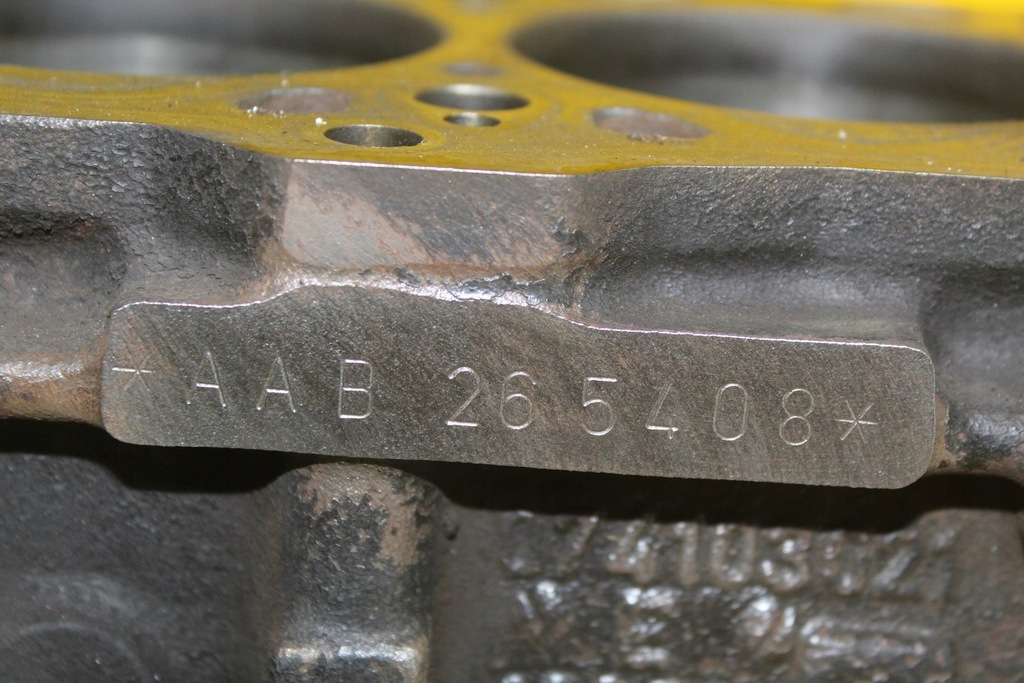 фото №14, Блок двигателя volkswagen transporter t4 caravelle 2.4 d abb 074103021