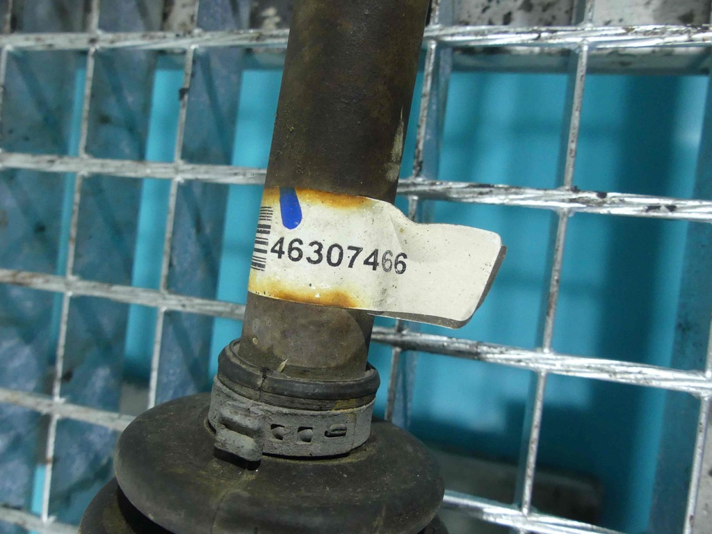 фото №4, Привідний вал ліва fiat punto ii 1.4 16v