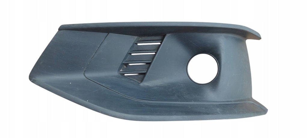 фото №1, Audi a4 b9 решётка бампера левая 8w0807681a