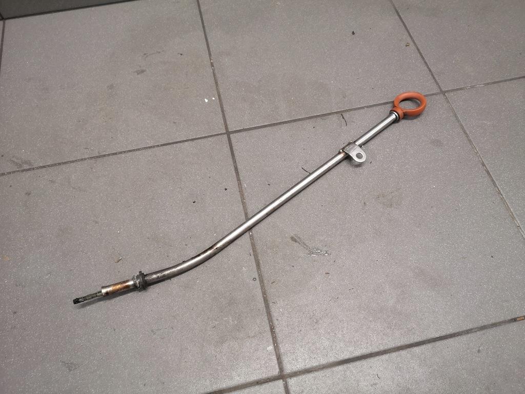 фото №1, Щуп щуп оливи audi a6 c6 3.2 fsi 06e115630a