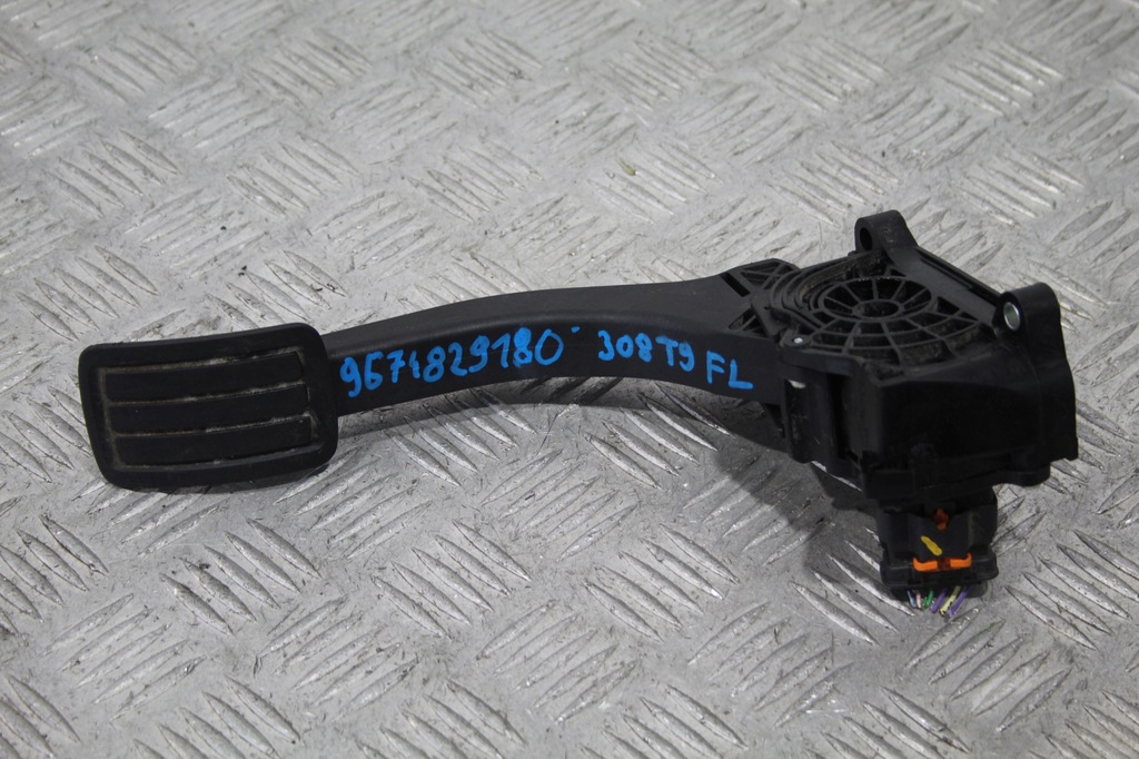 фото №1, Педаль газу peugeot 308 t9 sw