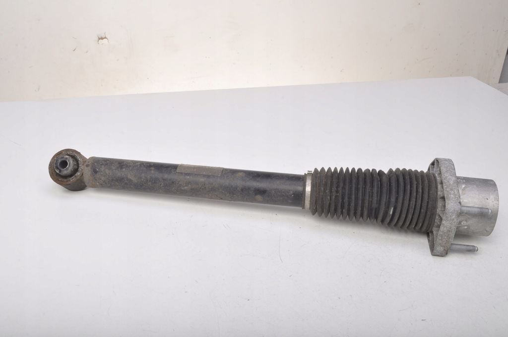 фото №1, Land rover range rover l494 3.0 d амортизатор задняя