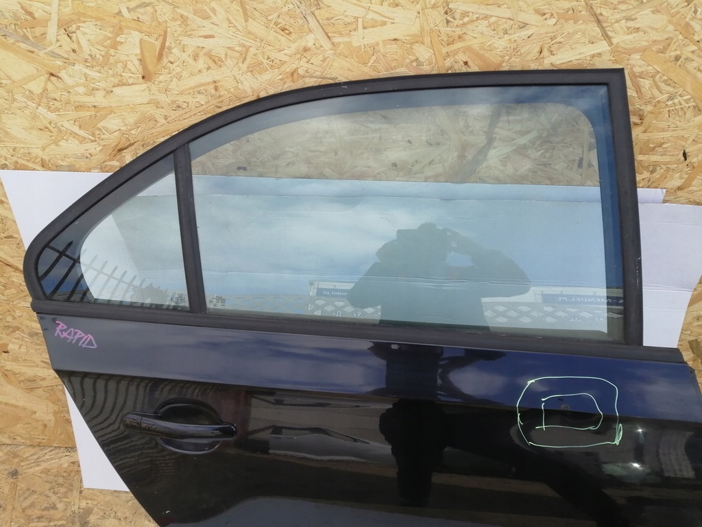 фото №2, Дверь задняя задние правое skoda rapid liftback