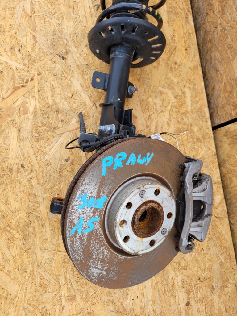 фото №6, Поворотный кулак правая peugeot 3008 5008 ii lift 1.5 1.2