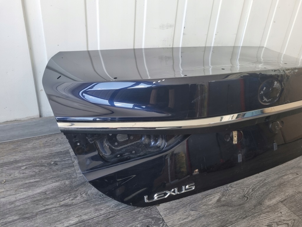 Крышка багажника задний  задняя lexus es vii 2018- Цена