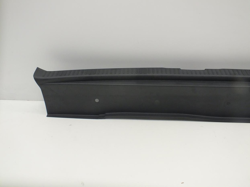 фото №8, Renault clio iv накладка бампера задняя kombi