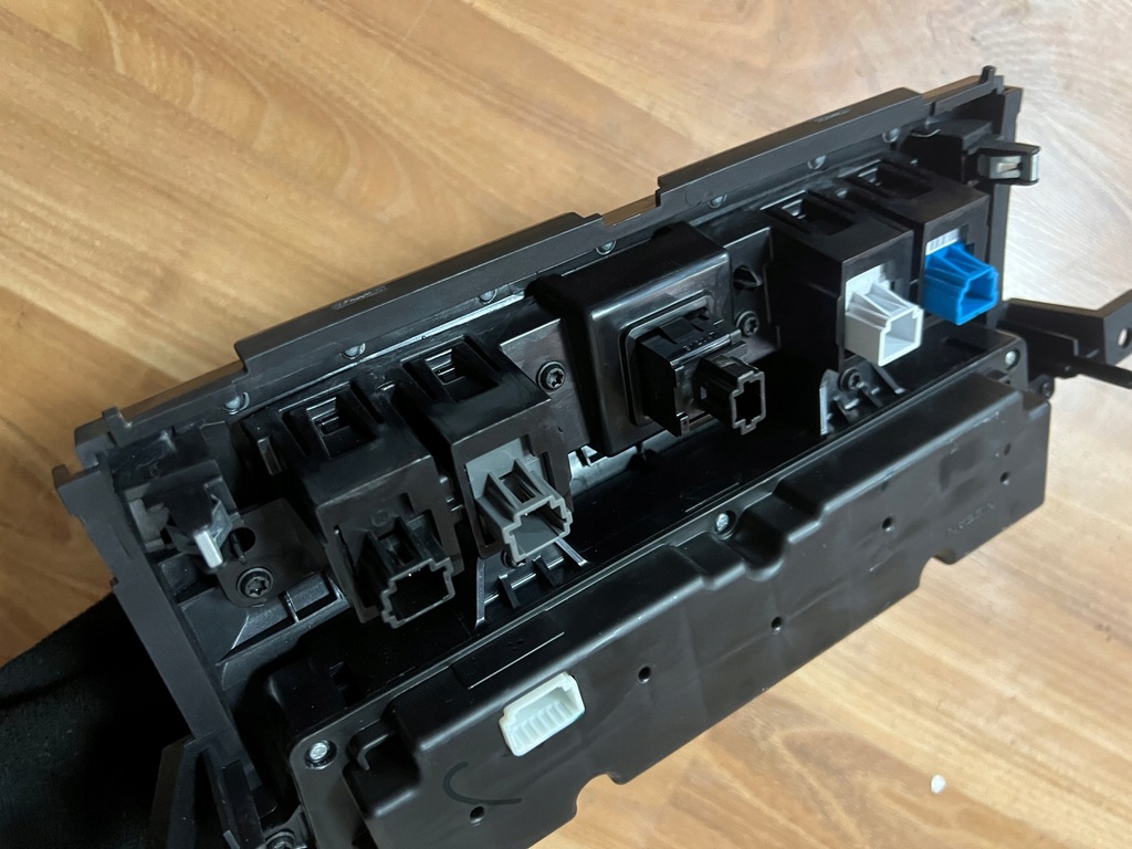 фото №7, Nissan titan xd 5.0 v8 панель воздуховод кондиционера