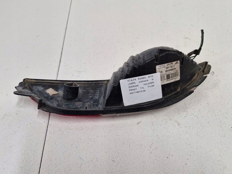 фото №7, Alfa romeo mito лампа заднего вида свет w бампер противотуманная фара правый задняя