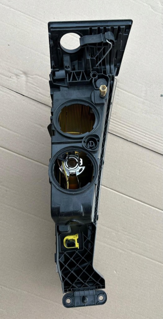 Лівий протитуманна фара протитуманний лампа протитуманна volvo fh4 fh 4 iv 22332593 Недорого