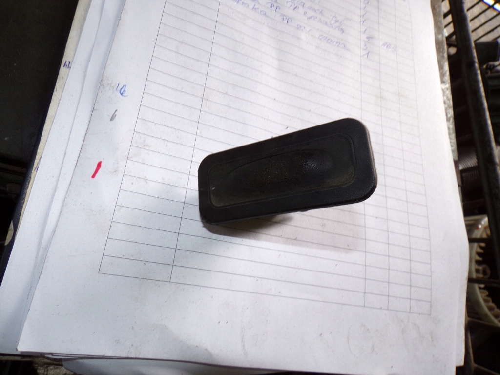 фото №1, Микровыключатель zklapy renault scenic ii 8200076256