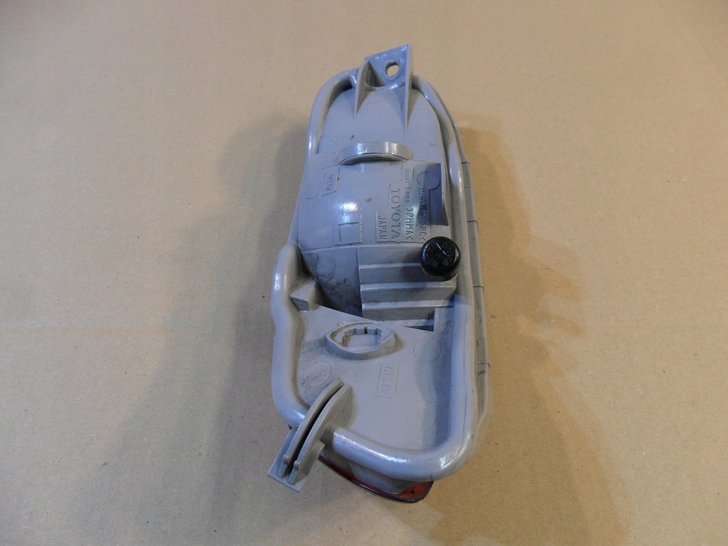 фото №12, Лампа задня ліва toyota yaris verso 2001-2004