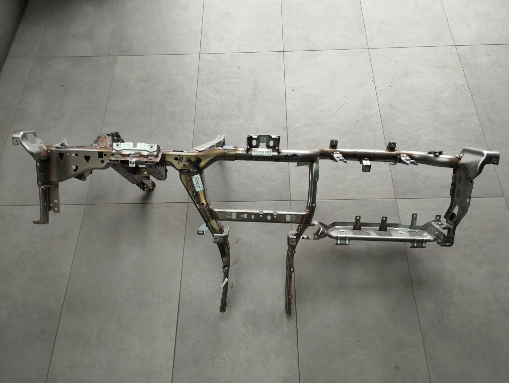 фото №1, Audi q4 e-tron балка каркас консолі 89b857017