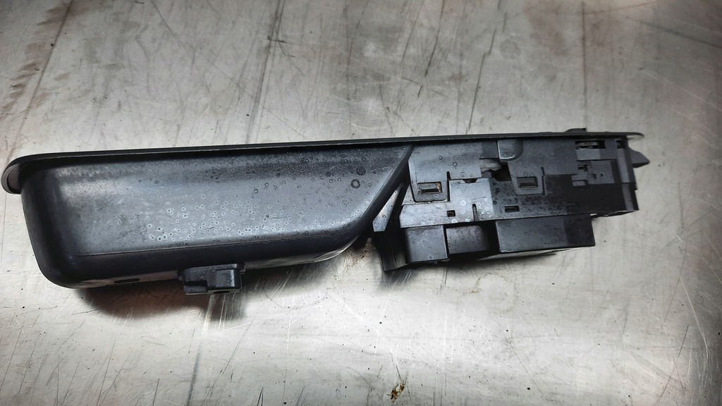 фото №9, Переключатель окон 30889749 volvo s40 v40 00-04r