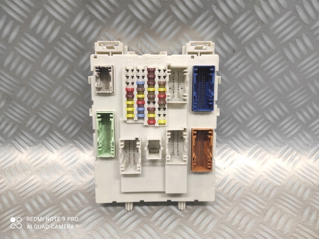 фото №1, Коробка предохранителей модуль bsi ford connect