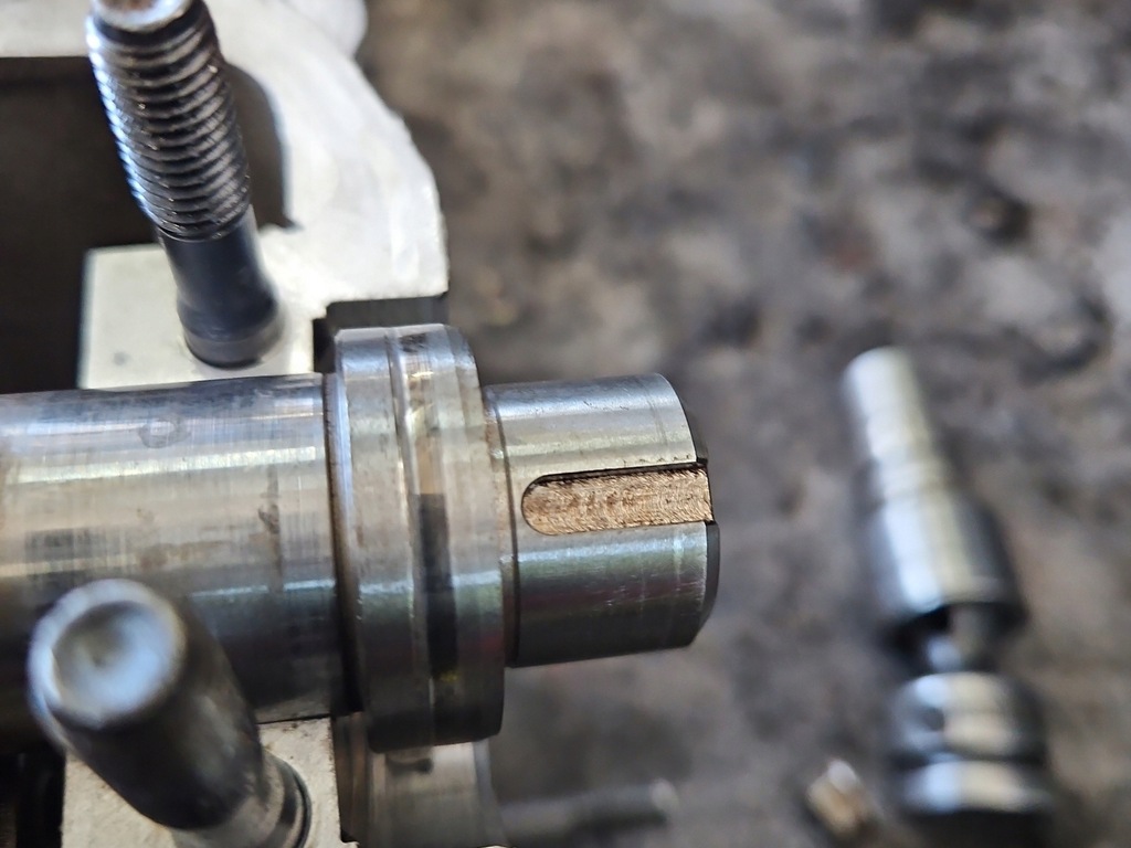 фото №10, Головка двигуна bse seat altea 06b103373t 1.6 sr 06b103373t