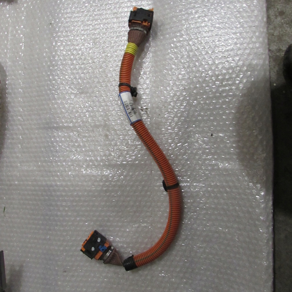 фото №1, Шланг двигателя - компрессор кондиционера zoe