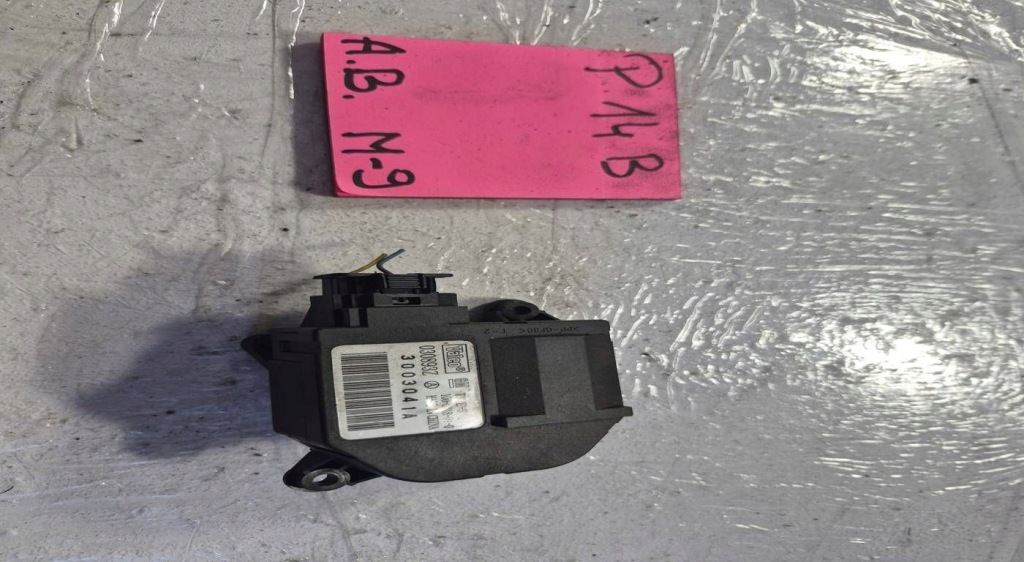 Купити Моторчик обігрівача opel tigra b 1.8 16v 030893z