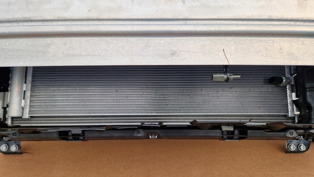 фото №8, Pas передний балка радиатор audi q7 lift 2024- 3.0 tdi kompletny jak новый