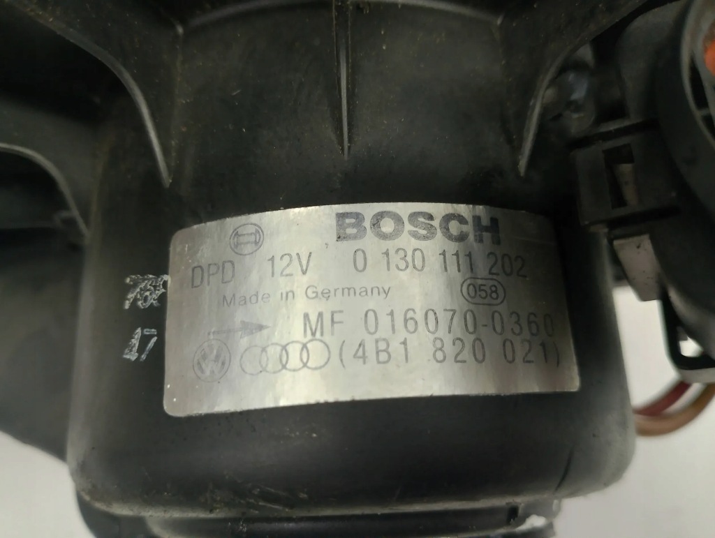 фото №4, Повітродувка обдув вентилятор audi a4 b5 0130111202
