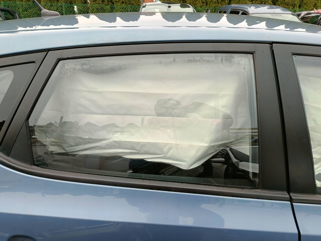 фото №1, Стекло правый задняя hyundai i30 9d 07-11 hb