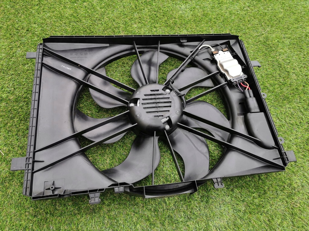 фото №1, Mercedes вентилятор a2049064702 повний!