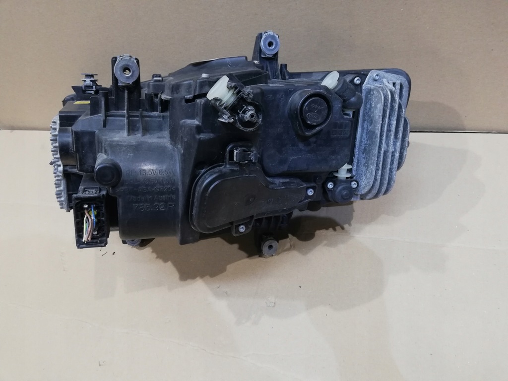 фото №12, Bmw i8 i12 i15 лампа перед права laser 7446810