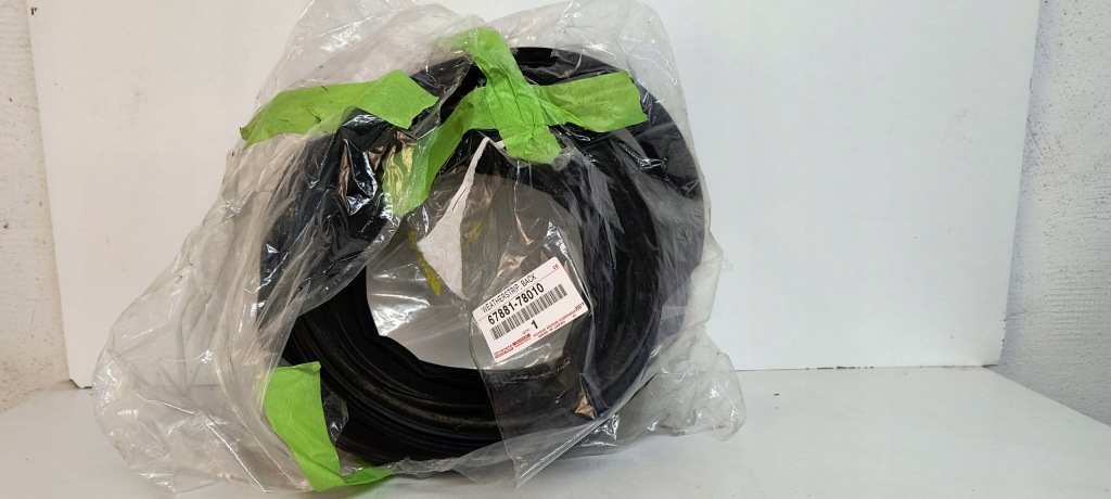 фото №1, Прокладка кузовная дверь задние задняя lexus nx 300h