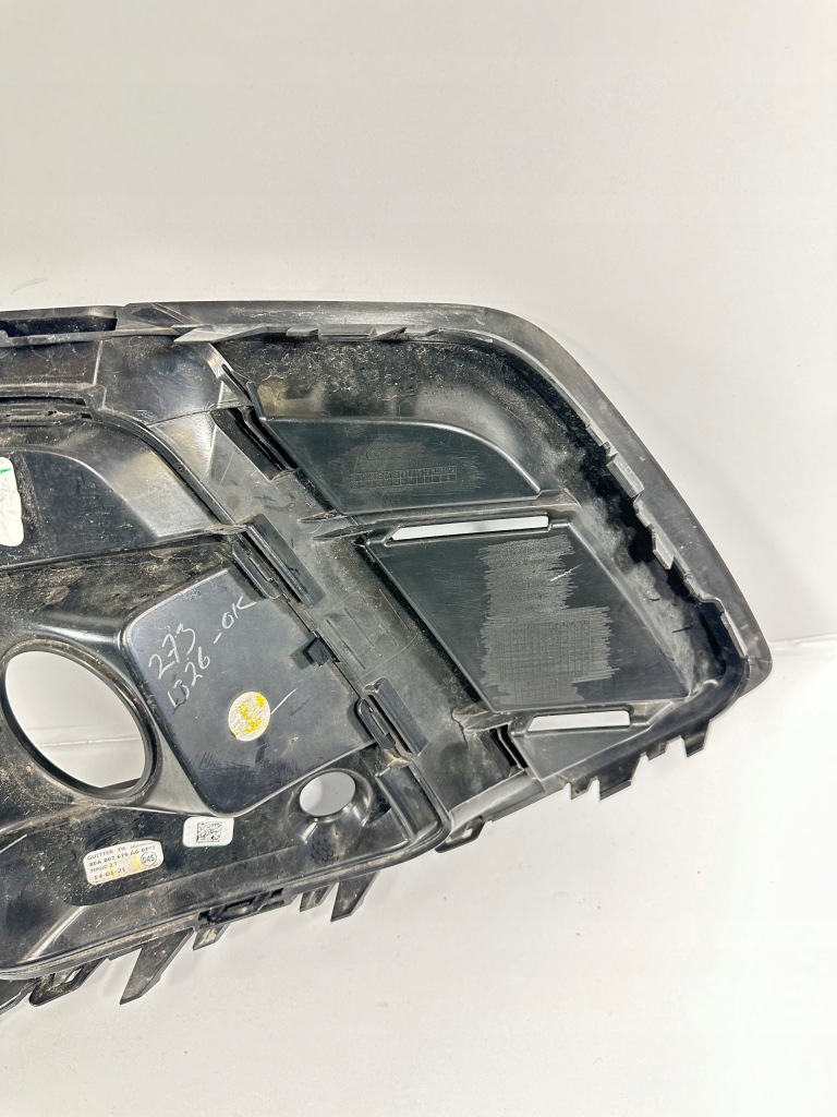 Q5 80a рестайлинг  s-line решётка бампера левая блеск 80a807679ag Недорого