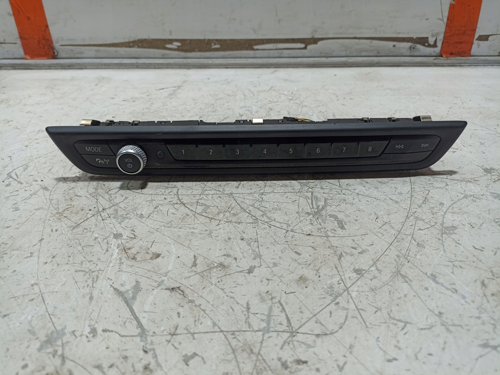 фото №1, Bmw 1 f40 панель перемикач радіо 7949339
