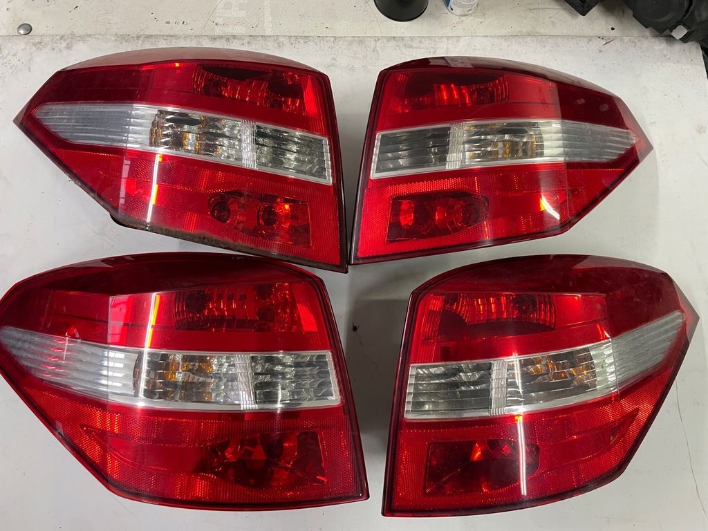 фото №1, Лампа laguna iii kombi права