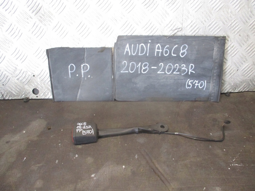 фото №1, Клипса поперечина правый перед audi a6 c8 18-23r