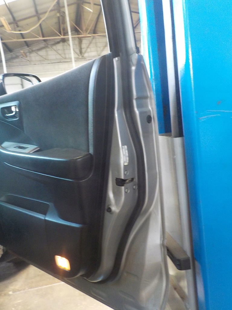 фото №7, Nissan murano z50 дверь правый перед